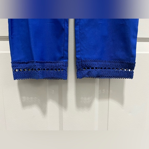 Chico's So Slimming Brigitte Fringe Hem Slim Crop Rich Cobalt size 12 (2) NWT - Picture 7 of 10